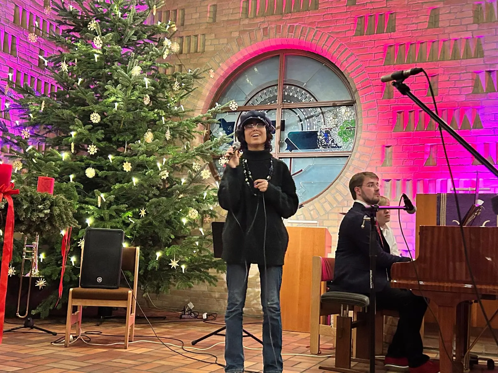 22. Benefizkonzert, Jonakirche Düsseldorf, 14.12.2024 – Foto 1